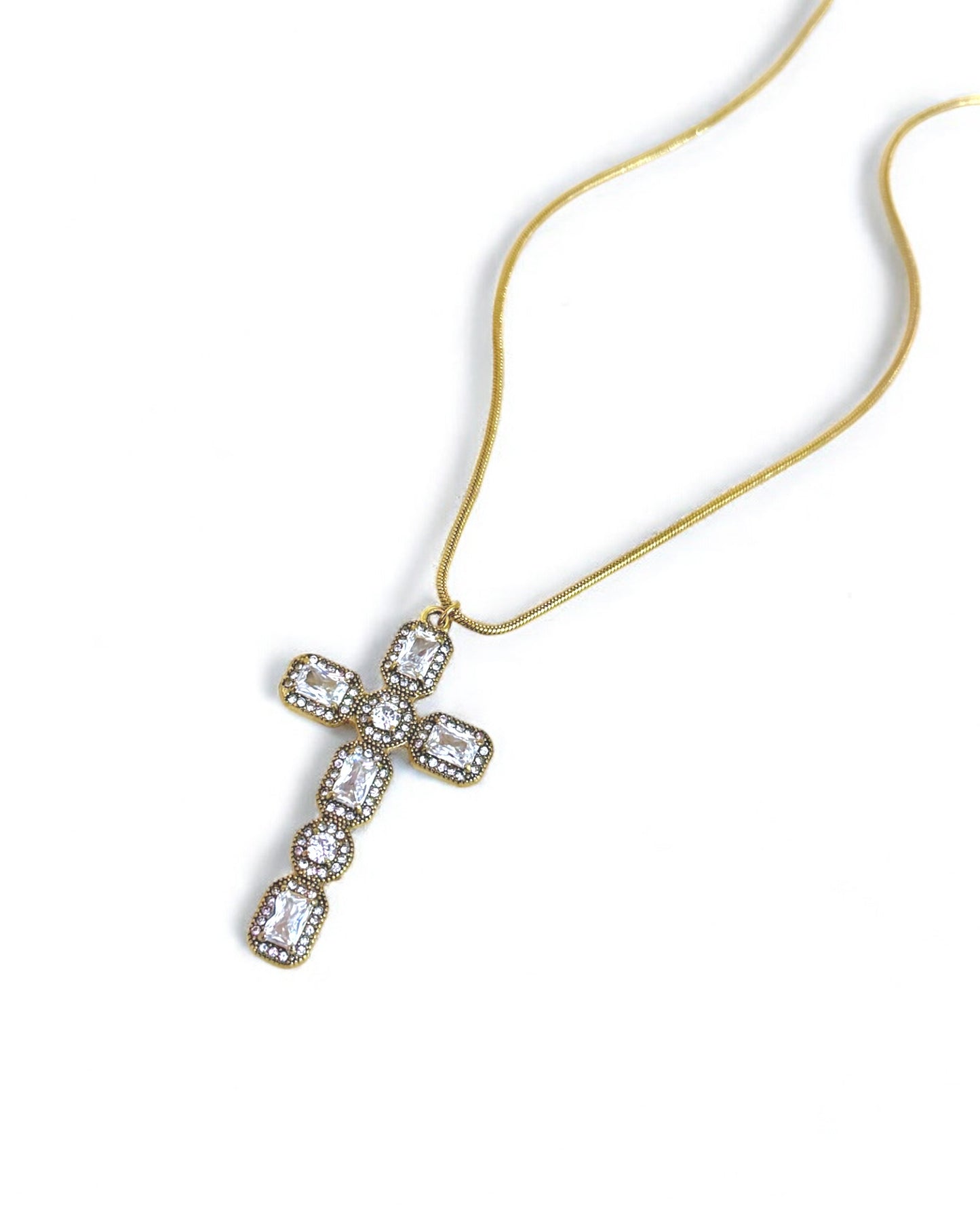 Collana Trinity