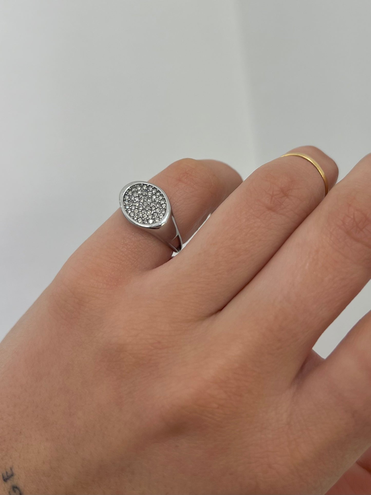 Anello Eleonor da mignolo