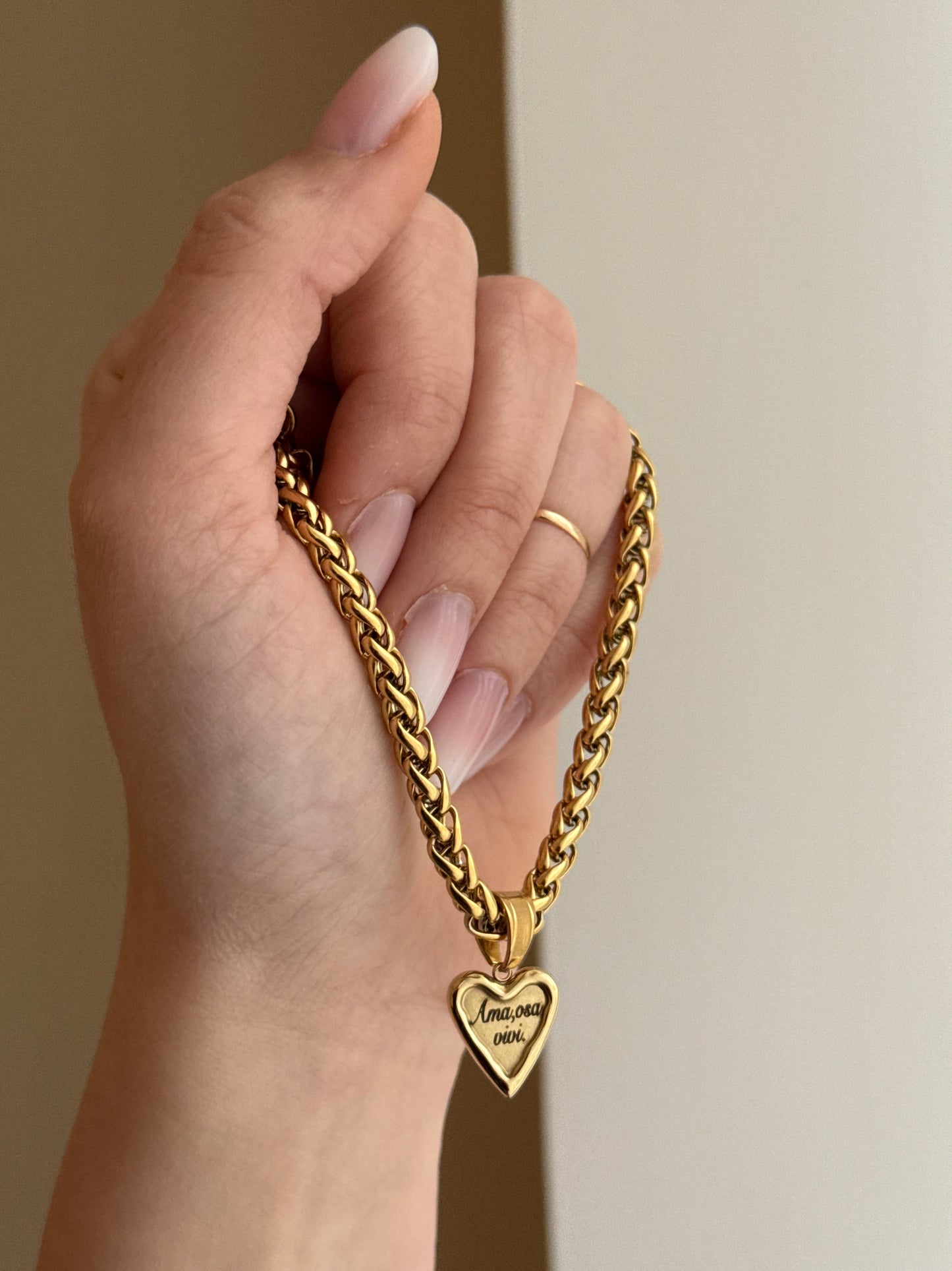 Collana Ama, Osa, Vivi