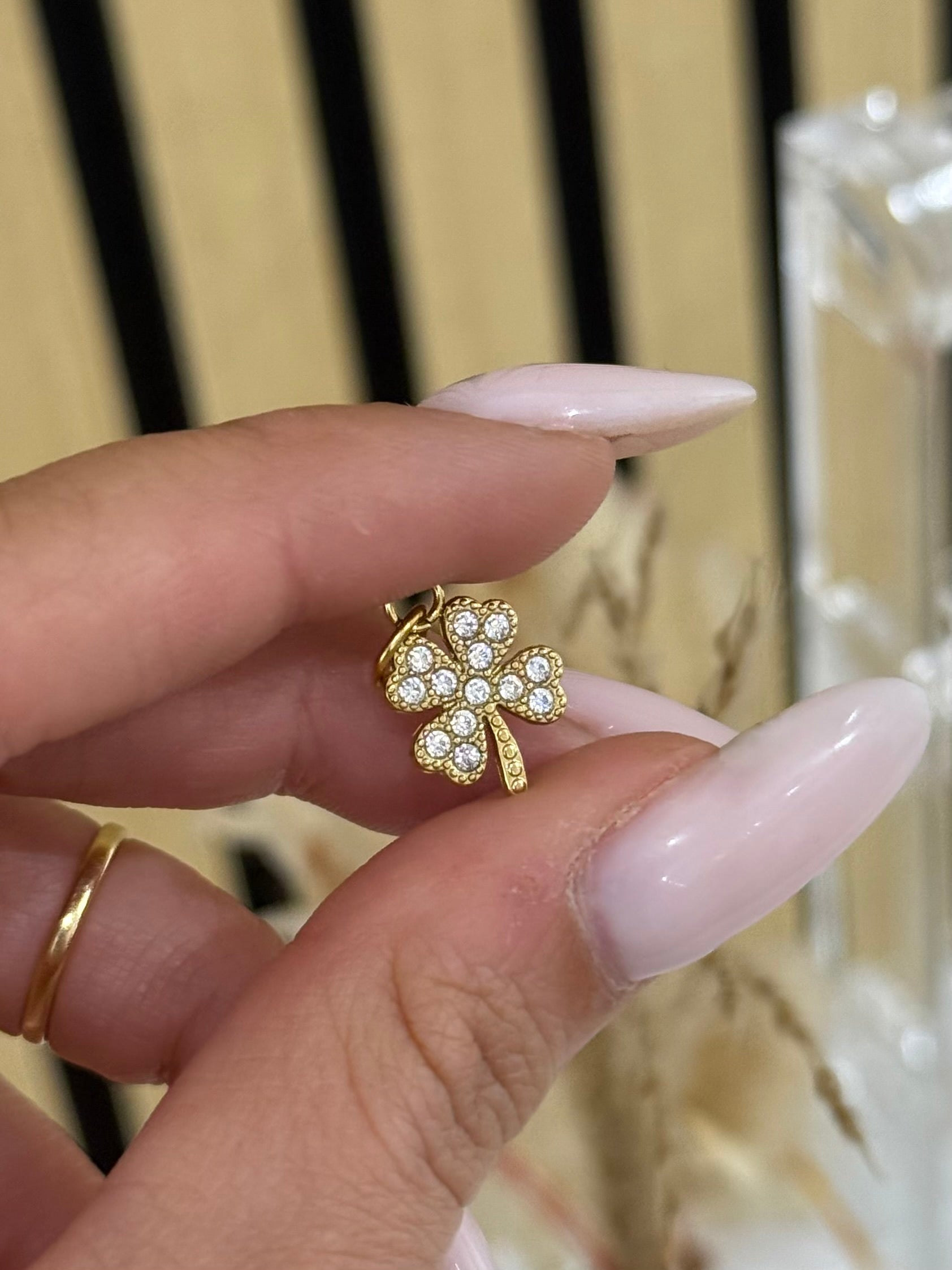 Ciondolo mi ritrovai - Bilè