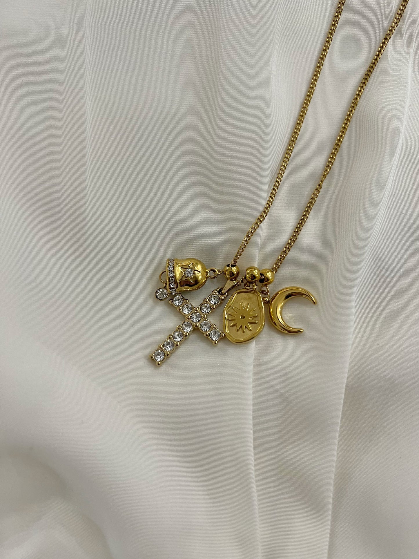 Collana Belive