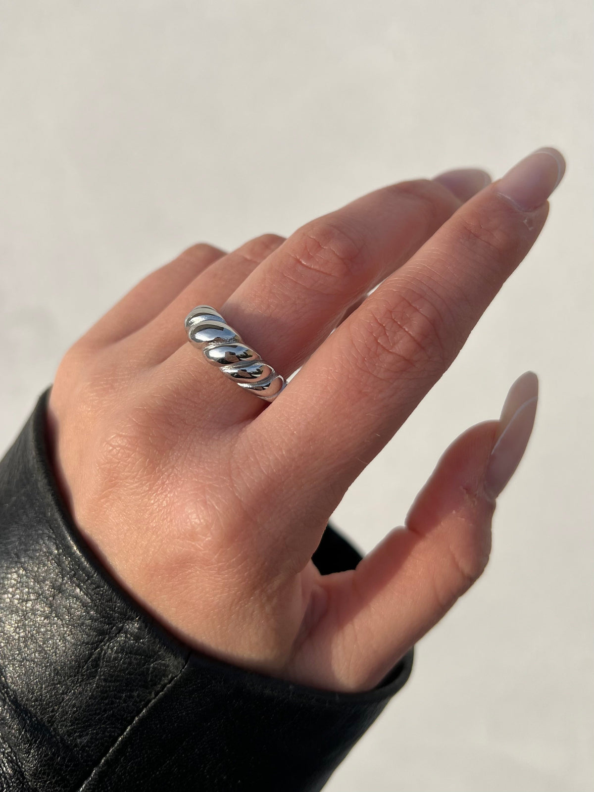 Anello Cross Regolabile