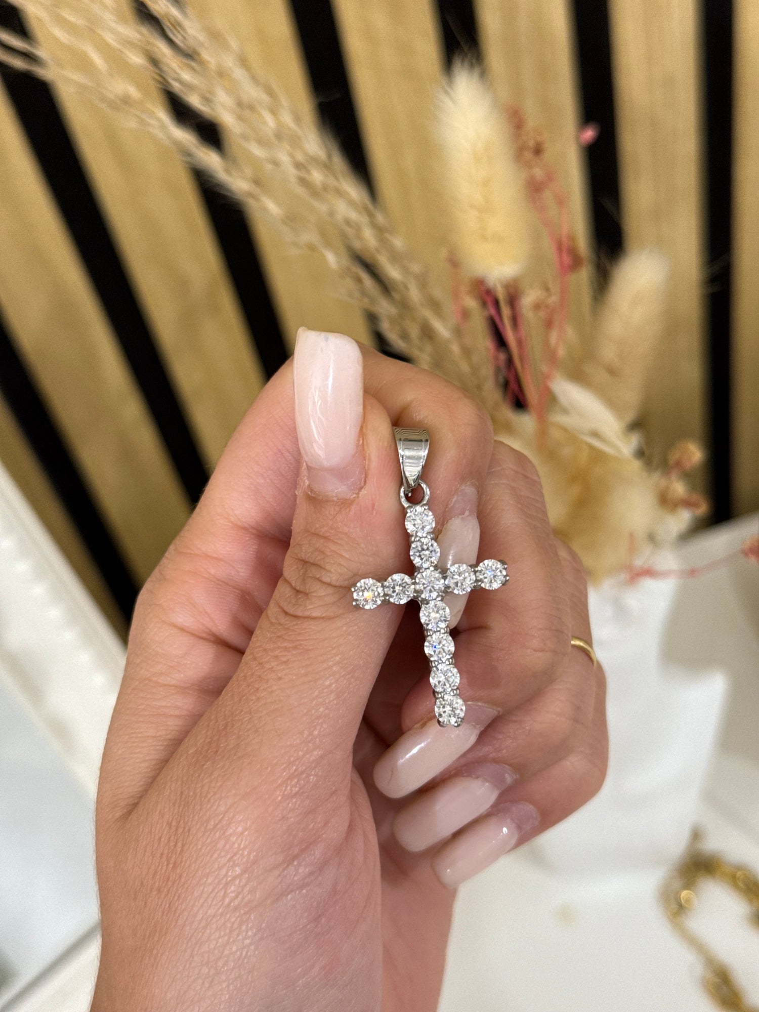 Ciondolo croce dama - Bilè