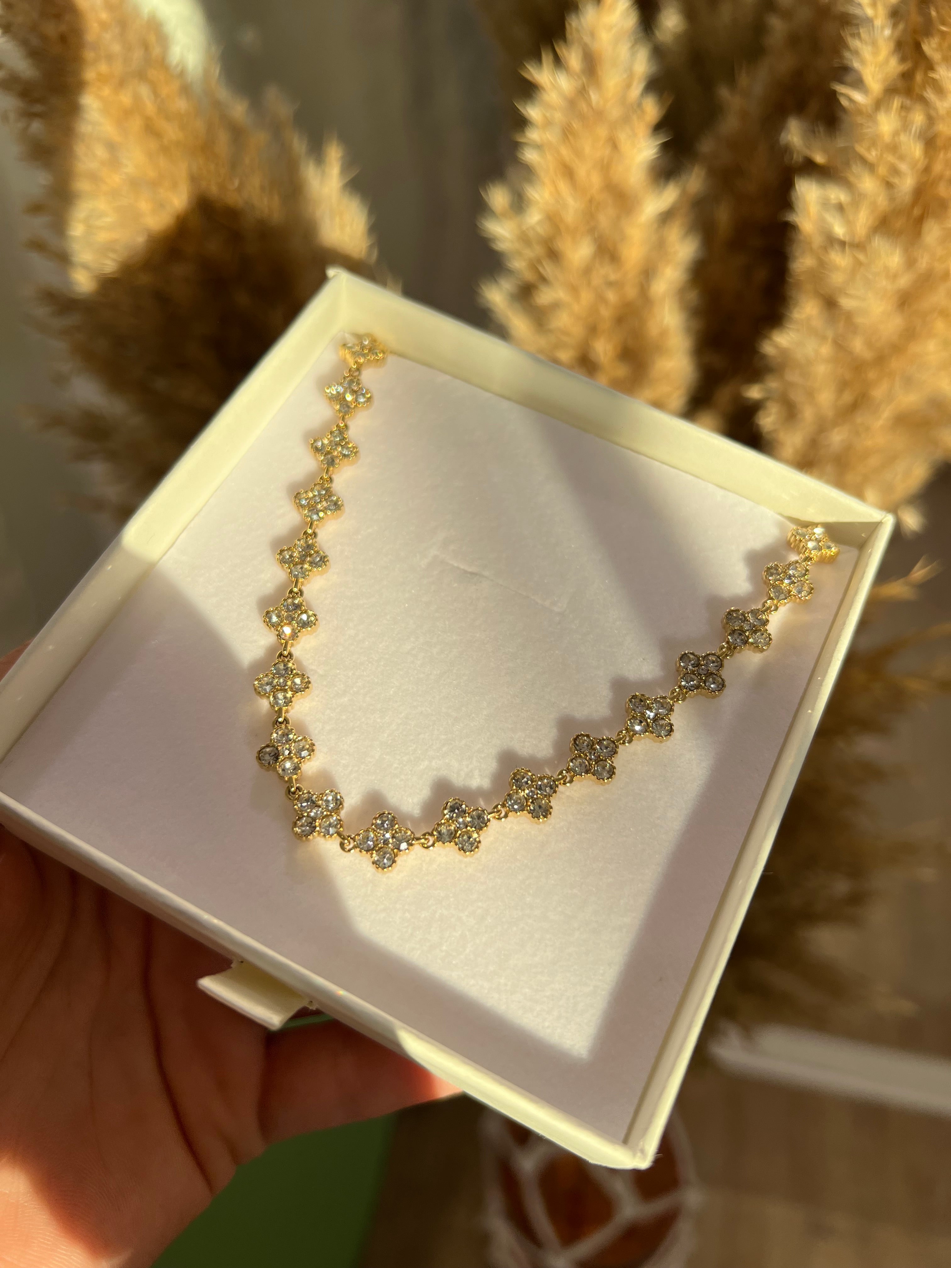 Collana Clift