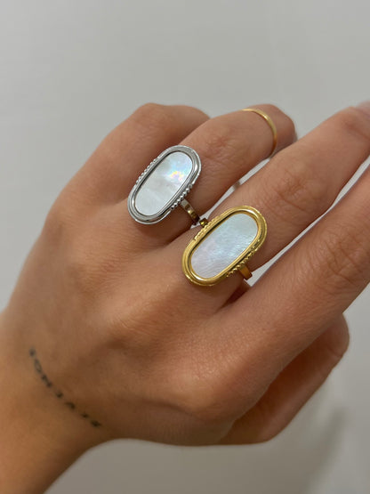 Anello Megan