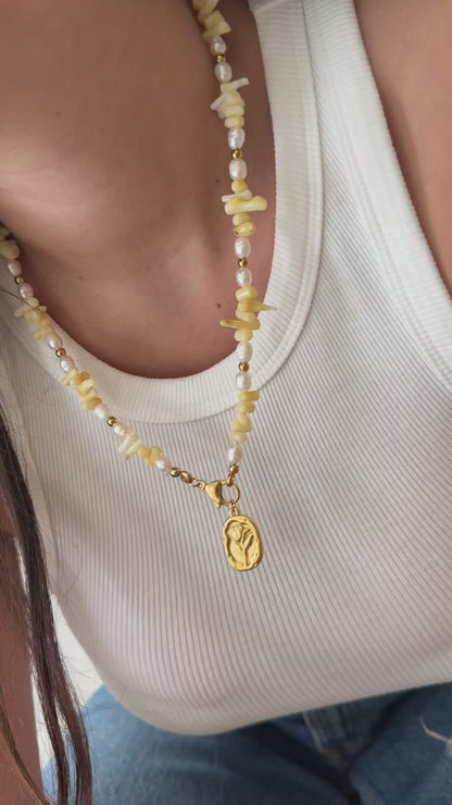 Collana Raggio di sole in Perle di fiume con moschettone portaciondoli